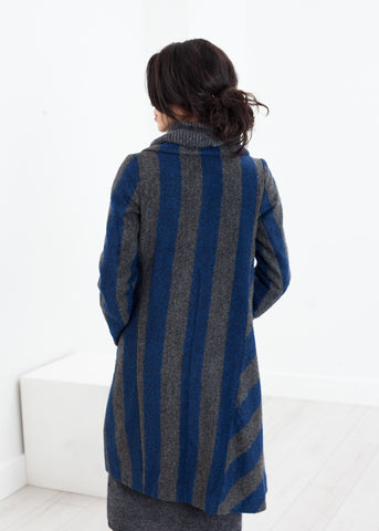 Petale Coat in Silver/Blue - michael-dev