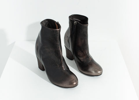 Scavata Ankle Boot in Bronze - michael-dev